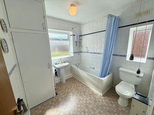 Photo 11- click for photo gallery